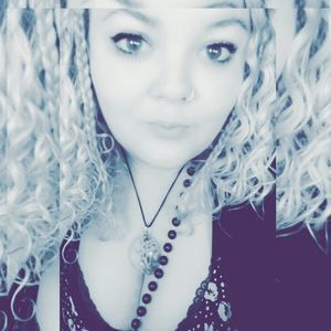 Meet your Posher, Sarahh